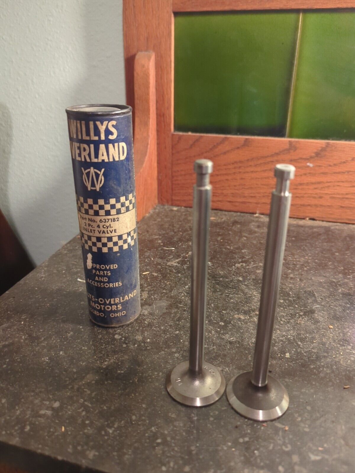 NOS 1946-1953 Willys Overland 2x Inlet Valves #637182 2P 4 Cylinder  -C15