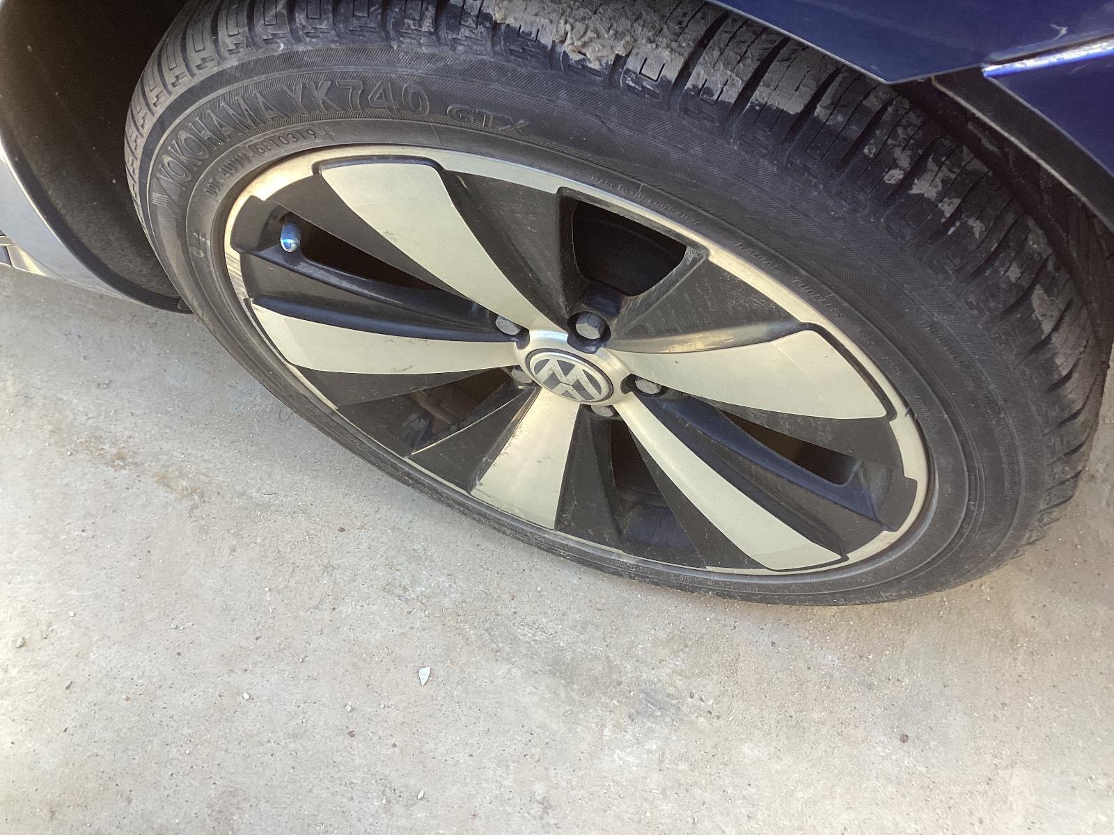 Used Wheel fits: 2013 Volkswagen Beetle 18x8 alloy 5 spoke Grade B