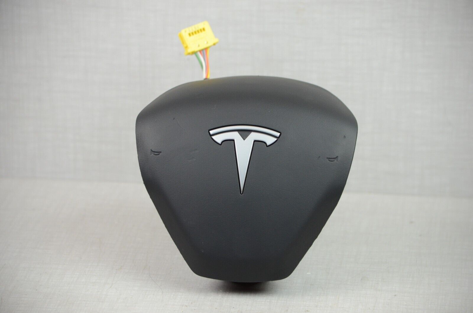 2020-2024 Tesla Model Y Driver Wheel Airbag OEM Black Model-Y