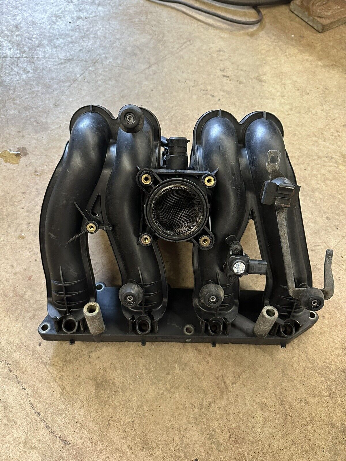 97-04 Mercedes R170 SLK230 SLK320 Engine Motor Intake Manifold Assembly OEM