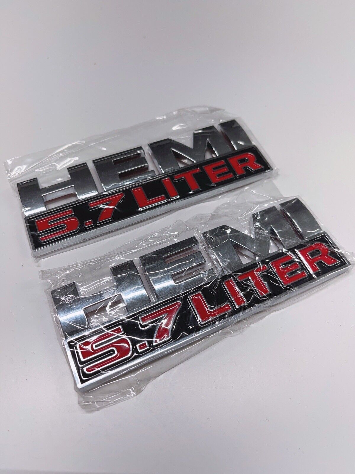 2pcs RAM 1500 Chrome Red Hemi 5.7 LITER Side Fender Emblem Badges 3D Decal OEM