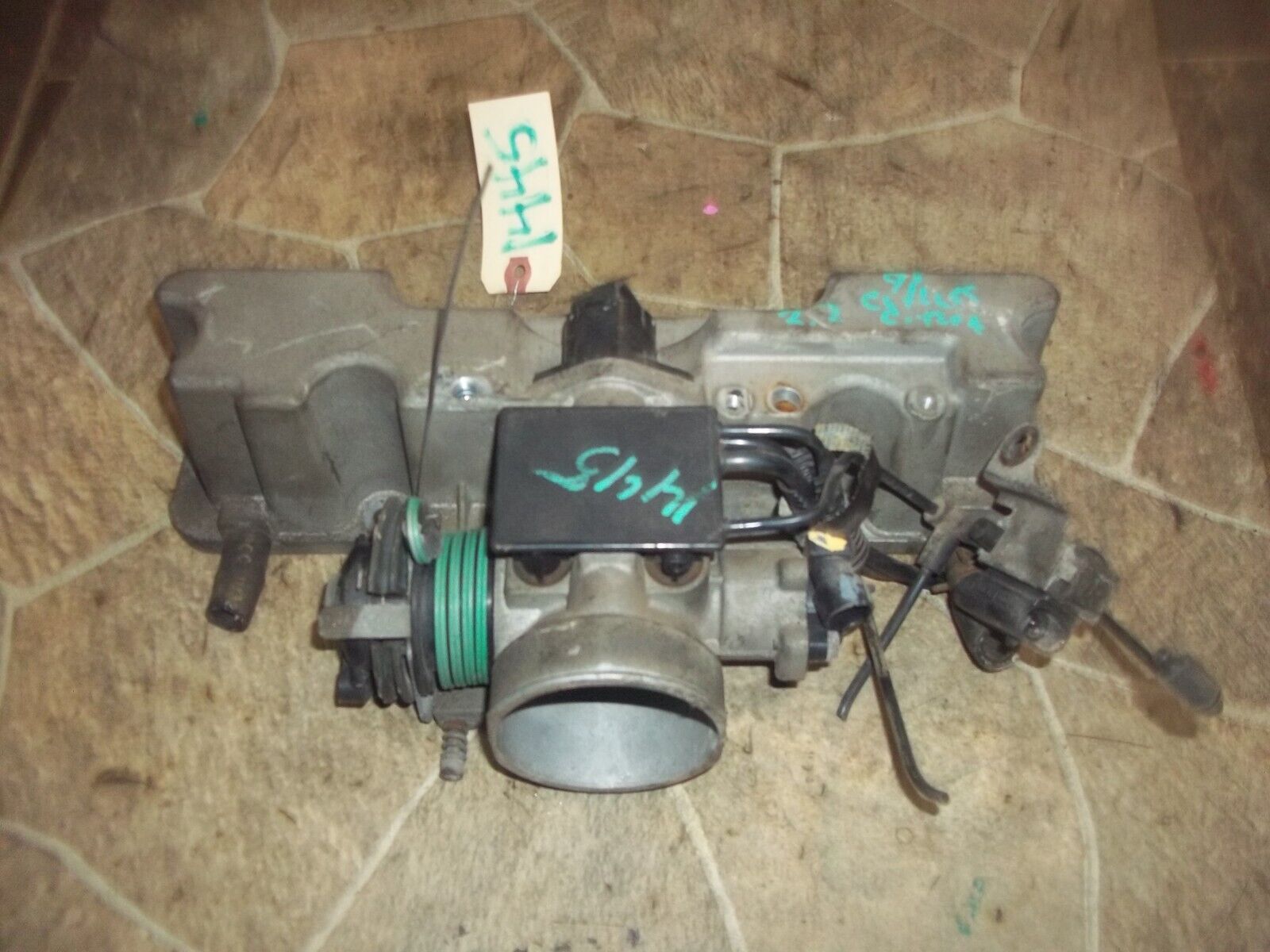 1995 95 CENTURY CIERA 2.2L Upper Intake Manifold W/ Throttle Body Assembly OEM
