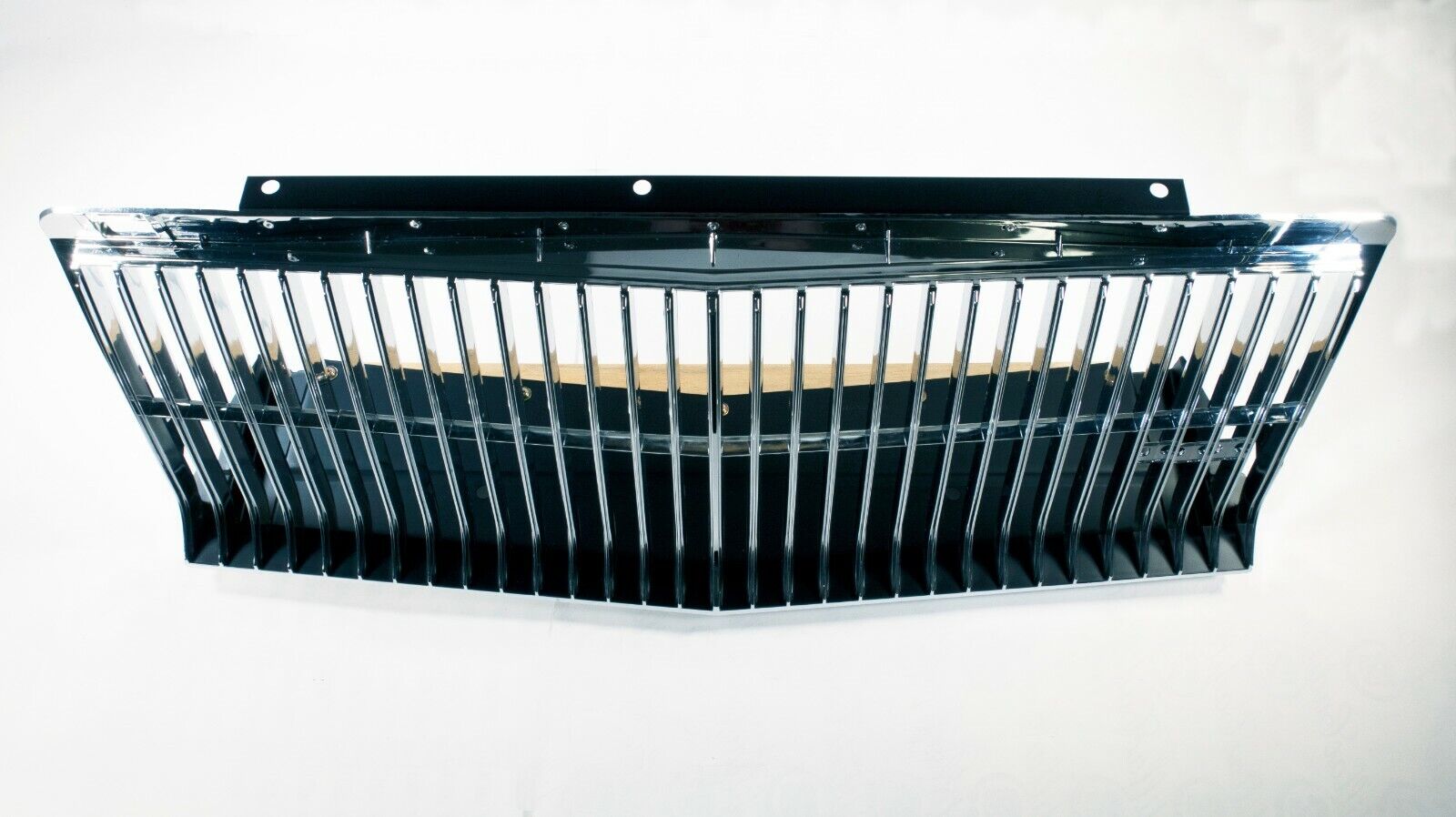 1987 Buick Regal & T-Type Chrome Grill. Regal OEM #25526613. Nice Reproduction