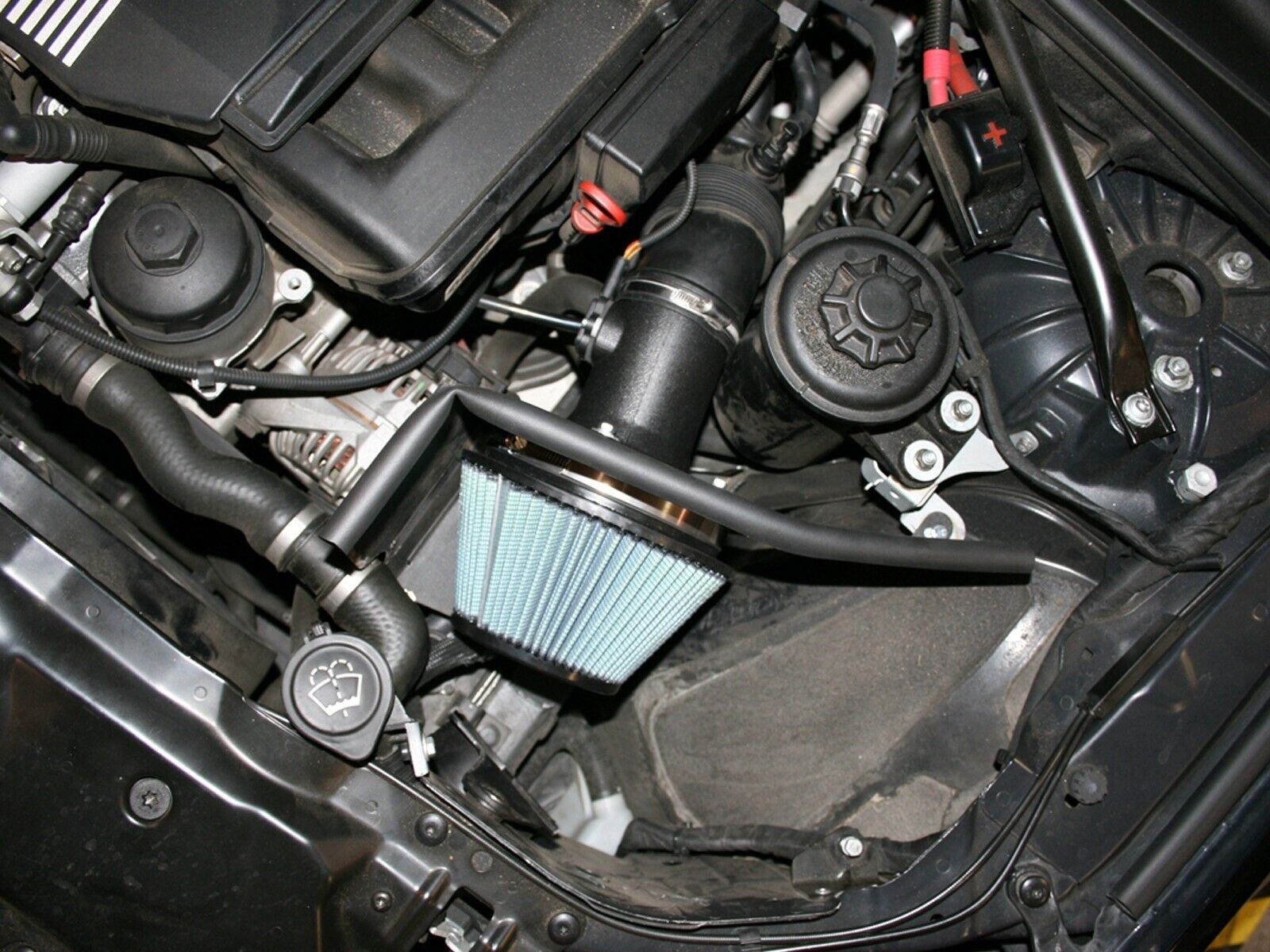 aFe Magnum Force Cold Air Intake Kit For 04-05 BMW 525i 530i E60 M54 3.0L 2.5L 