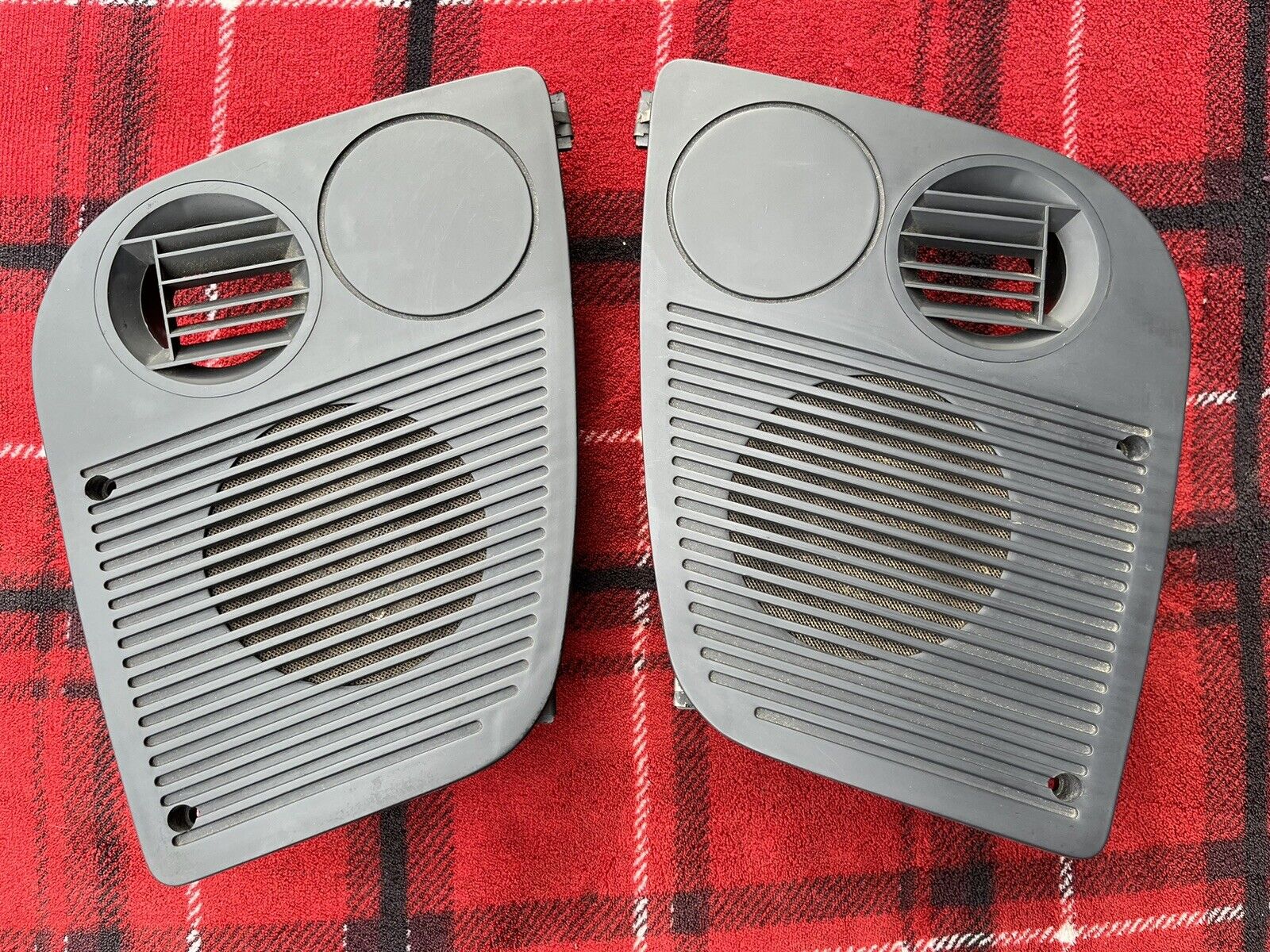 Saab Classic 900 Front Speaker Covers w Speakers  L & R