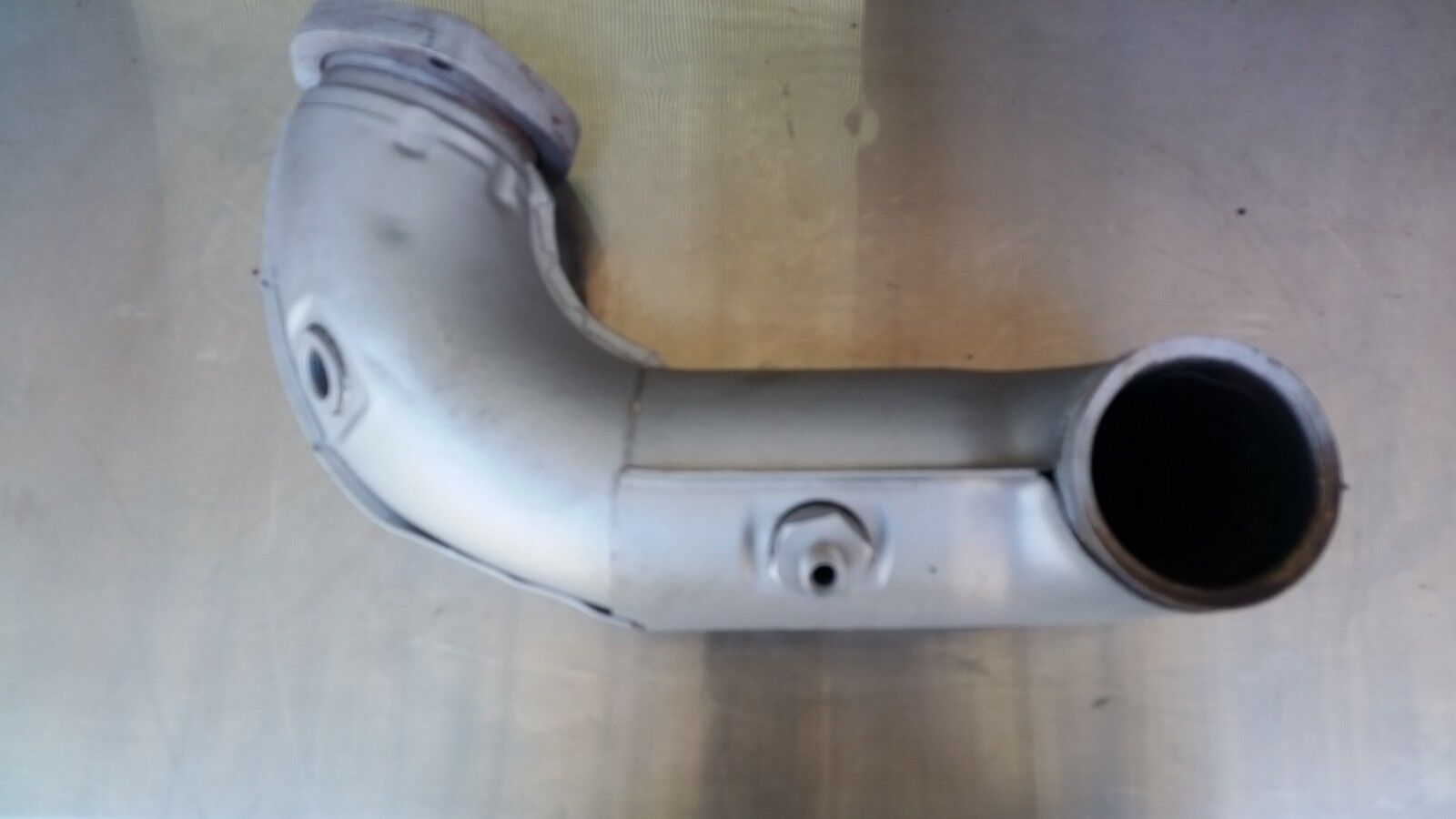 1998 Rolls Royce Silver Spirit Spur  EXHAUST PIPE SEE PICTURES FOR TURBO UE74539