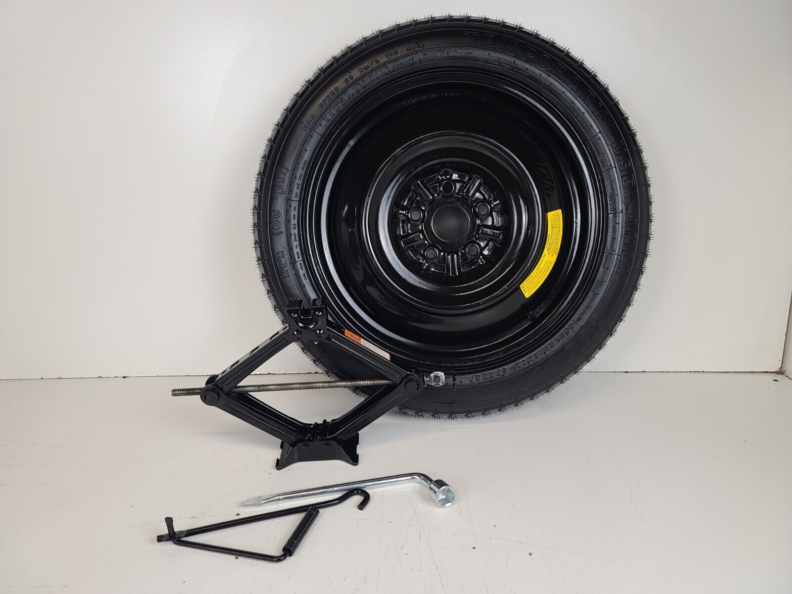 Spare tire W/Jack Kit  17’’ Fits: 2015-2019 Subaru Legacy Outback Compact Donut 