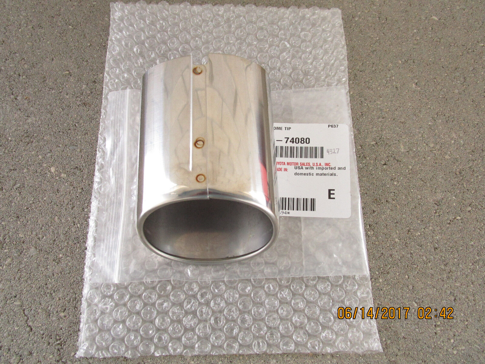 02 - 05 TOYOTA MR2 SPYDER 2D COUPE STAINLESS STEEL EXHAUST TIP BRAND NEW
