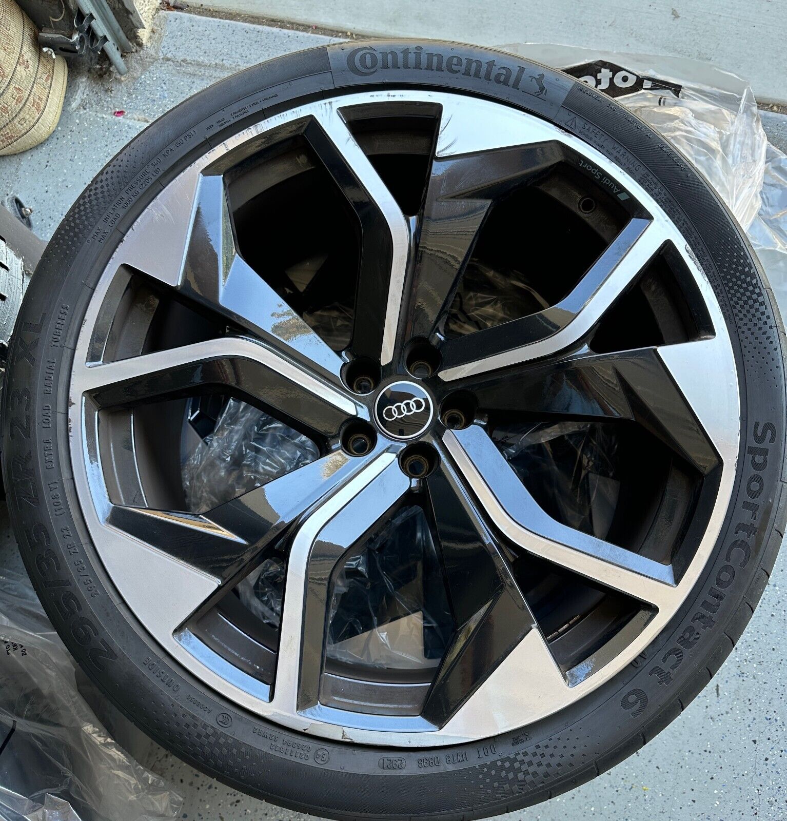 Factory Audi 2021 RSQ8 Wheels Tires 23 inch Q8 RS SQ8 Set of 4 Black Y