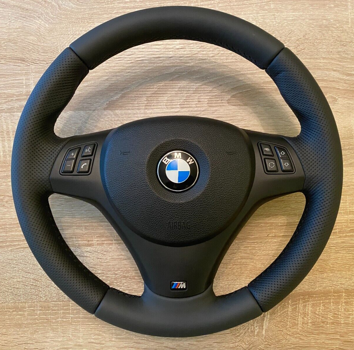OEM BMW M Sport Steering Wheel E90 E91 E92 E93 M3 E82 E81 E87 E88 COMPLETE