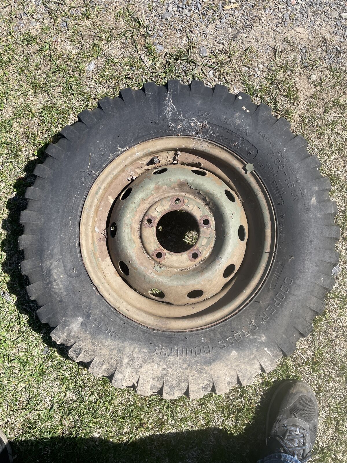 Vintage Antique Willys Jeep Military 50’s 16 In Rim And Tire