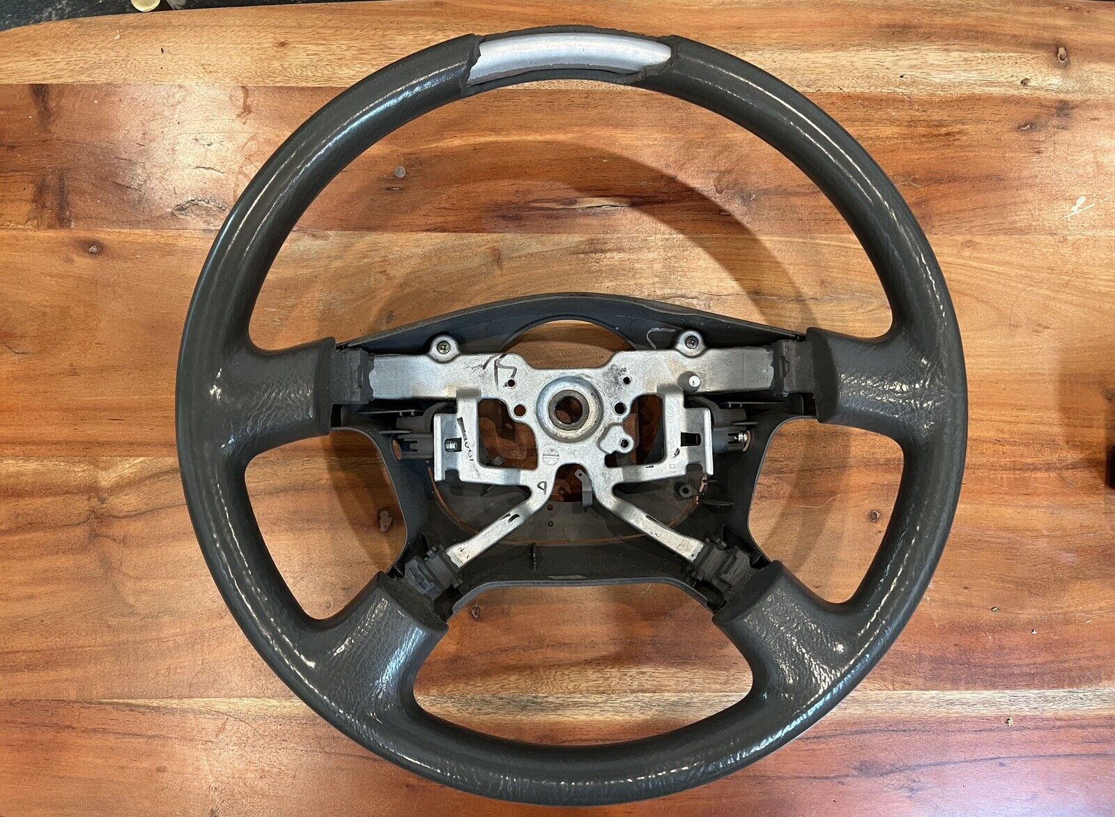01-04 Toyota Tacoma OEM Steering Wheel W/O Cruise Control (gray FZ10)
