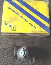 Renault 5 Extra  Van Right Rear Brake Cylinder 104546 LW21908 picture