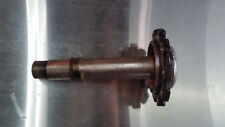81 to 89 ROLLS ROYCE SILVER SPUR SPIRIT DAWN RT OR LT STUB AXLE ON REAR HUB picture