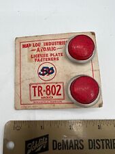 VINTAGE 2 RED Carded NOS ATOMIC License Plate Fasteners TR-802 Reflectors picture